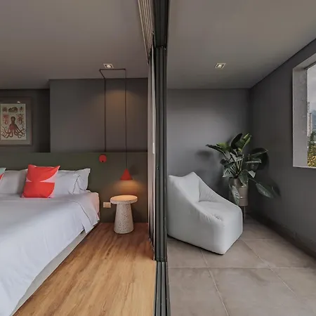 Versus Hotel Medellin Exterior photo