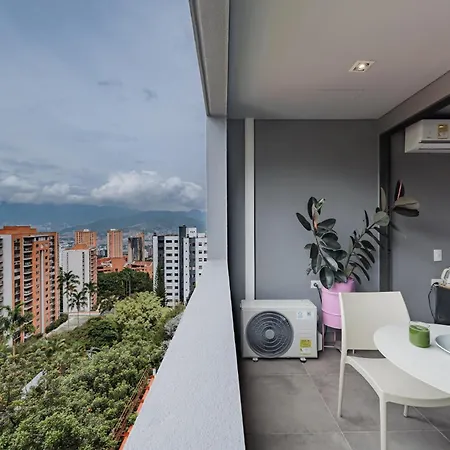 Versus Hotel Medellin Exterior photo