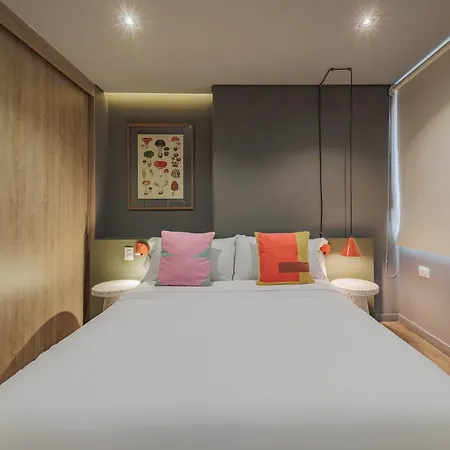 Versus Hotel Medellin Exterior photo