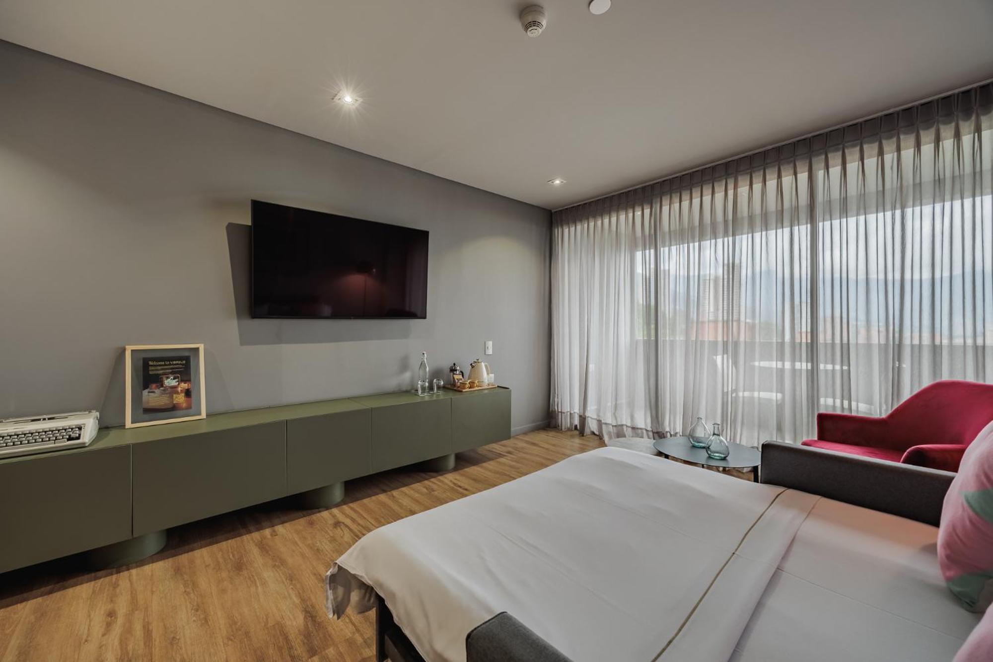 Versus 5* Medellín